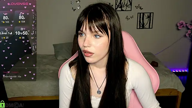 Snapshot of JanetCensley chatting on 06/03/26, 02:33 JanetCensley online show from 06/03/26, 02:33