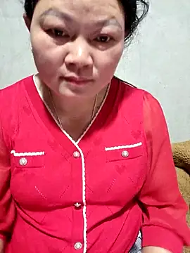 Snapshot of phay79 chatting on 03/02/26, 11:17 phay79 online show from 03/02/26, 11:17