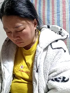 Snapshot of phay79 chatting on 03/08/26, 03:49 phay79 online show from 03/08/26, 03:49