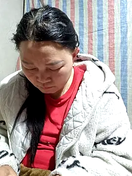 Snapshot of phay79 chatting on 03/10/26, 03:50 phay79 online show from 03/10/26, 03:50