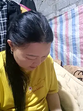 Snapshot of phay79 chatting on 03/18/26, 01:47 phay79 online show from 03/18/26, 01:47