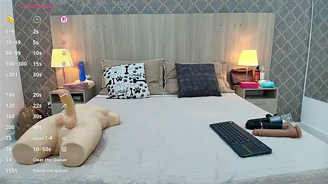 martina ayala online show from 07/28/26, 12:48