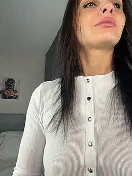 Snapshot of Flexira chatting on 03/31/26, 05:41 Flexira online show from 03/31/26, 05:41