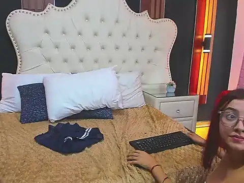 Snapshot of AnnyANDnoah chatting on 03/10/26, 01:27 AnnyANDnoah online show from 03/10/26, 01:27