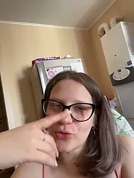 Snapshot of Luminosa chatting on 03/21/26, 08:19 Luminosa online show from 03/21/26, 08:19