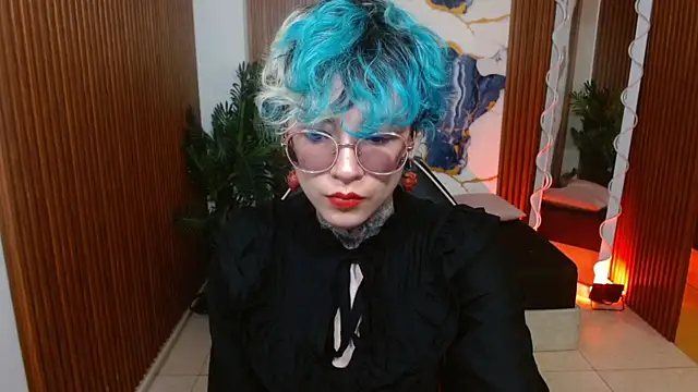 Lyra tay online show from 04/24/26, 07:05