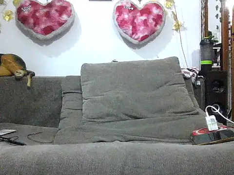 Hunkytop online show from 07/26/26, 04:58
