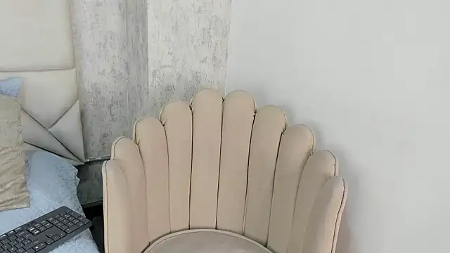 helen zen online show from 06/18/26, 07:51