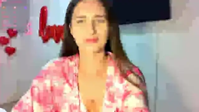 Snapshot of EveLuxe01 chatting on 03/07/26, 06:16 EveLuxe01 online show from 03/07/26, 06:16