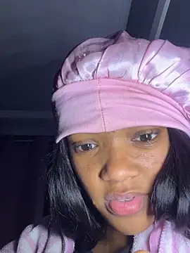 SweetBeauty4you online show from 06/18/26, 11:31