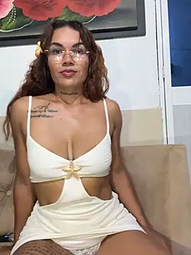 Julieta-velvet online show from 03/11/26, 05:13