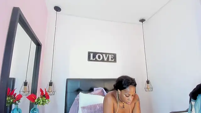 Snapshot of KatallelaMurillo chatting on 05/21/26, 02:29 KatallelaMurillo online show from 05/21/26, 02:29
