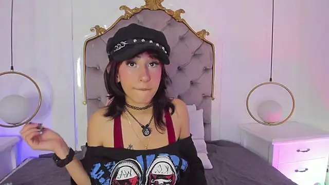 mika doll online show from 05/05/26, 11:29