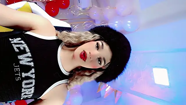 Sophiaa doll  online show from 04/26/26, 04:32