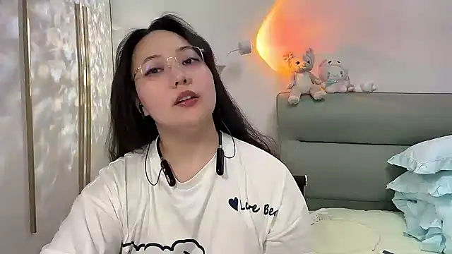 Susu-36E online show from 06/19/26, 08:23