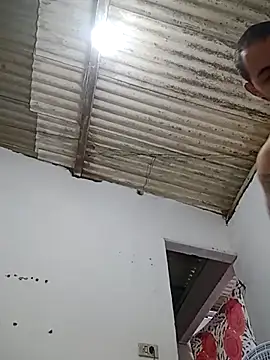 Snapshot of ROLAOO069 chatting on 03/06/26, 06:37 ROLAOO069 online show from 03/06/26, 06:37