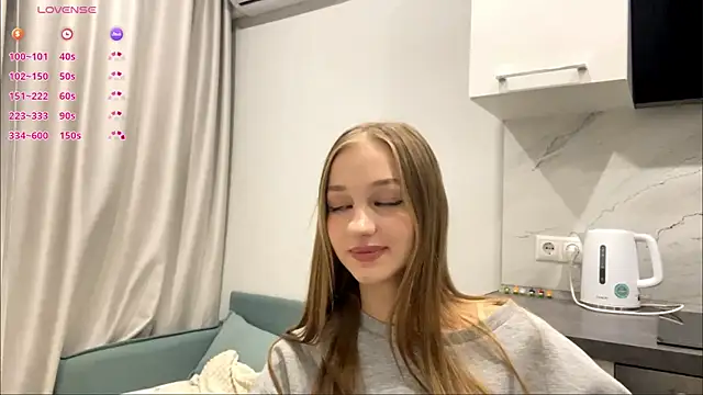 Anika Socutehe online show from 06/14/26, 08:44