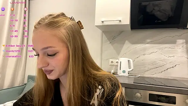 Anika Socutehe online show from 06/18/26, 07:07