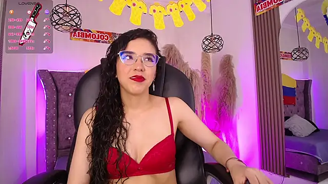 Amara Davis1 online show from 07/02/26, 04:07