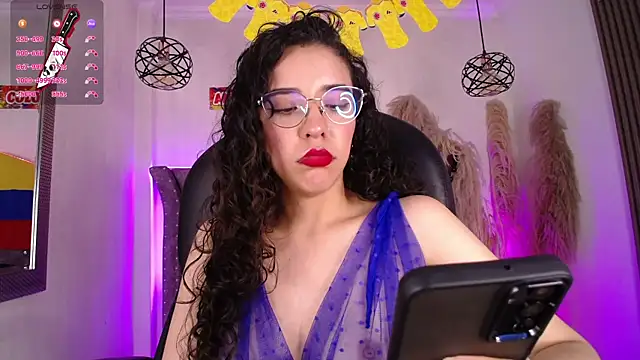 Amara Davis1 online show from 07/07/26, 07:23