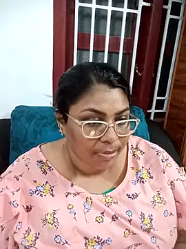 Snapshot of deepika-mallus chatting on 03/15/26, 02:23 deepika-mallus online show from 03/15/26, 02:23