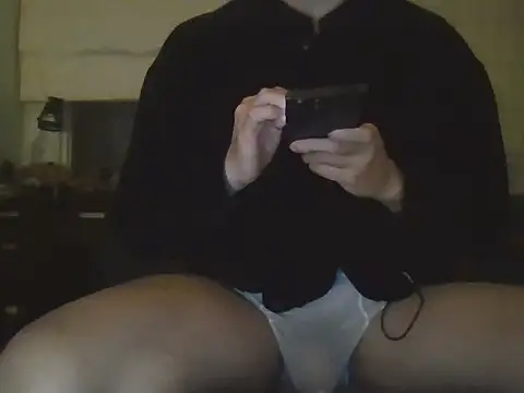 Snapshot of bigbigtop20 chatting on 03/10/26, 06:13 bigbigtop20 online show from 03/10/26, 06:13