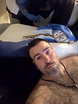 Snapshot of Biggbaddwulf7 chatting on 02/27/26, 12:16 Biggbaddwulf7 online show from 02/27/26, 12:16