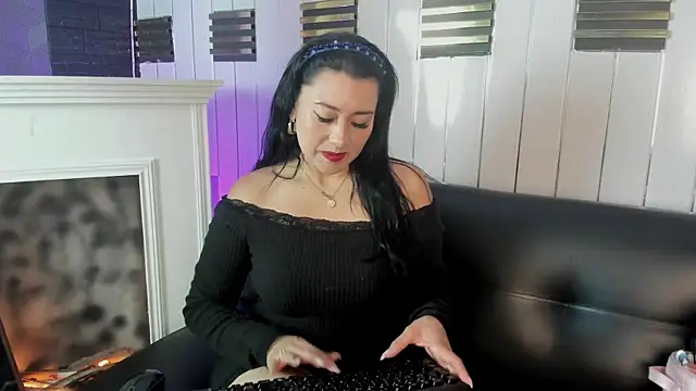 Snapshot of Terra__Rouse_ chatting on 07/01/26, 10:28 Terra Rouse online show from 07/01/26, 10:28