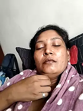 Snapshot of mysteriousgal031 chatting on 03/01/26, 07:32 mysteriousgal031 online show from 03/01/26, 07:32