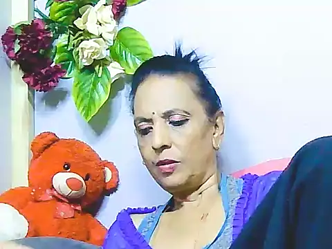 Hot queen58 online show from 06/04/26, 03:01