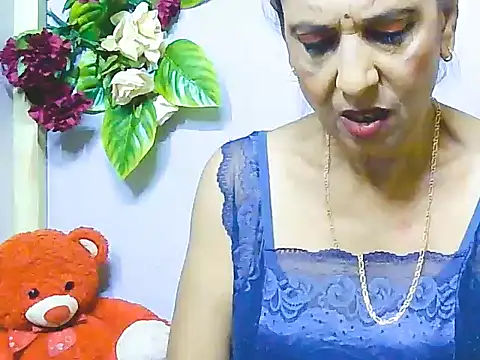 Hot queen58 online show from 06/04/26, 04:13