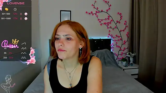 DellaRows online show from 06/22/26, 05:48