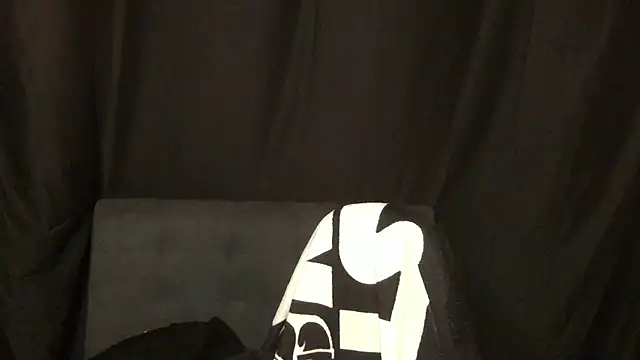 devilWithTats online show from 04/27/26, 09:51