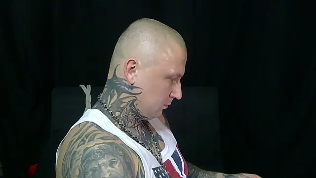 Snapshot of devilWithTats chatting on 06/16/26, 03:58 devilWithTats online show from 06/16/26, 03:58