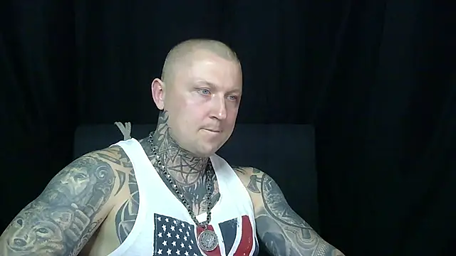 Snapshot of devilWithTats chatting on 06/17/26, 03:35 devilWithTats online show from 06/17/26, 03:35