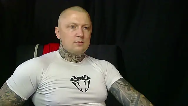 Snapshot of devilWithTats chatting on 07/06/26, 03:14 devilWithTats online show from 07/06/26, 03:14