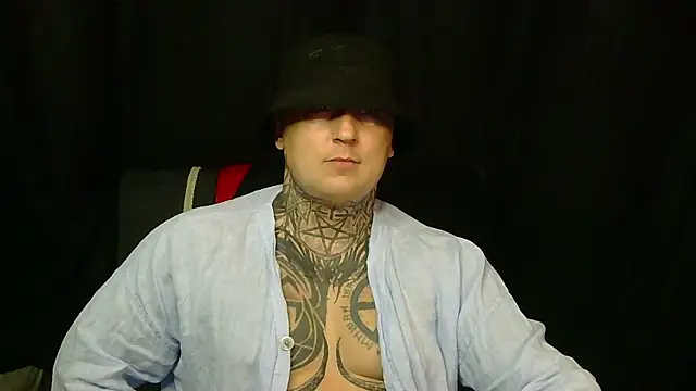 Snapshot of devilWithTats chatting on 07/21/26, 02:30 devilWithTats online show from 07/21/26, 02:30