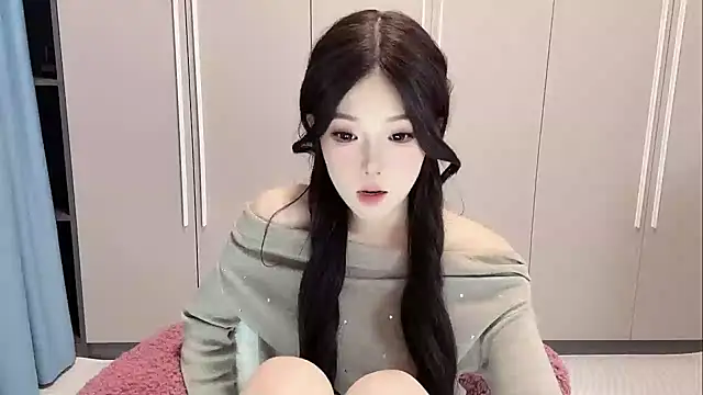 Snapshot of Sjbnmyxm chatting on 03/28/26, 03:22 Sjbnmyxm online show from 03/28/26, 03:22