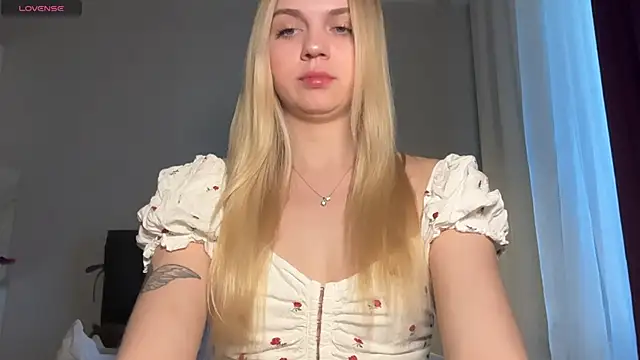 AlexaDeviliciouss online show from 06/02/26, 11:12