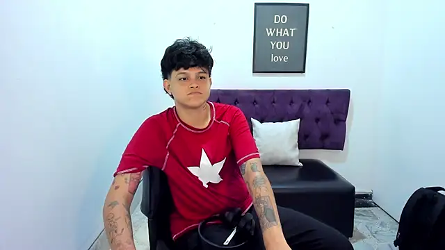 TomBoy Natali online show from 05/02/26, 02:16