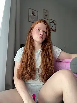 Snapshot of gingerlatte chatting on 04/14/26, 08:42 gingerlatte online show from 04/14/26, 08:42
