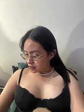 Anni Rose online show from 03/12/26, 12:00