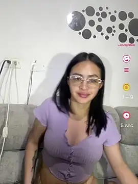 Anni Rose online show from 04/24/26, 09:12