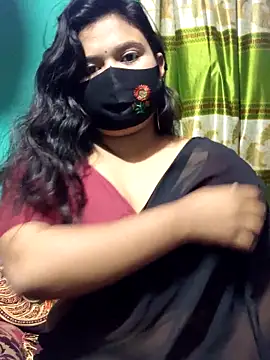 Snapshot of pakhi45 chatting on 03/14/26, 06:35 pakhi45 online show from 03/14/26, 06:35