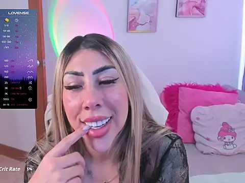 Snapshot of Martina_robertss chatting on 06/24/26, 07:13 Martina robertss online show from 06/24/26, 07:13