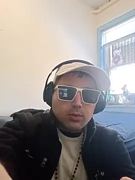 Snapshot of jaypeppers69 chatting on 03/11/26, 10:05 jaypeppers69 online show from 03/11/26, 10:05