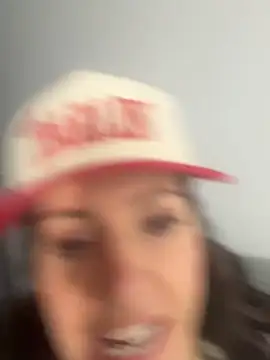 Snapshot of hollyharmd chatting on 03/02/26, 03:41 hollyharmd online show from 03/02/26, 03:41