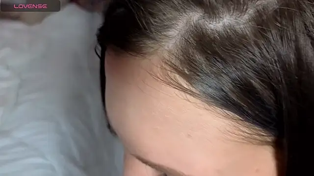 Snapshot of hollyharmd chatting on 03/16/26, 05:02 hollyharmd online show from 03/16/26, 05:02