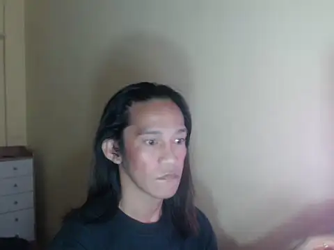 Snapshot of ashelyxyn69xx chatting on 03/08/26, 04:22 ashelyxyn69xx online show from 03/08/26, 04:22