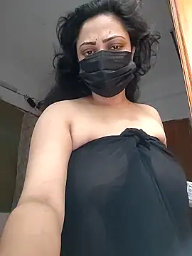 Snapshot of Beauty-3 chatting on 03/14/26, 06:02 Beauty-3 online show from 03/14/26, 06:02